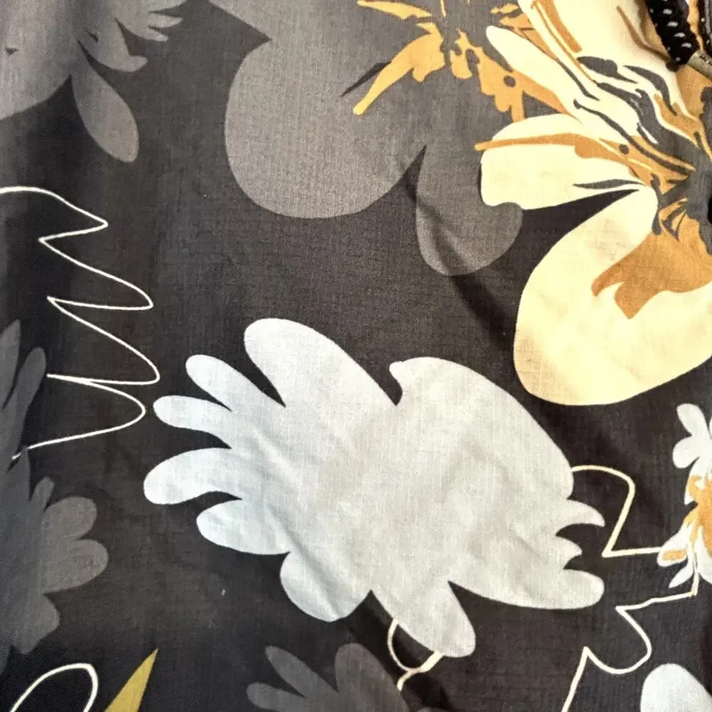 SKU2521 RELAX  Tommy Bahama Men's Large Black Gray Blue Floral Print Swim Trunks
